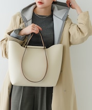 2ハンドルデザイントートバッグ