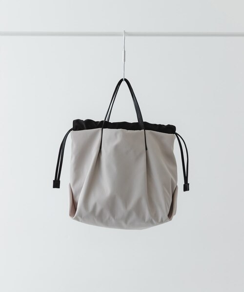 Emboss Bag Series” ハンギング ポーチ｜ビューティー＆ユース