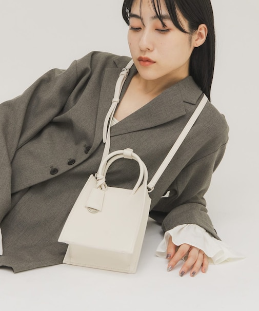 チャーム付きスクエアミニBAG