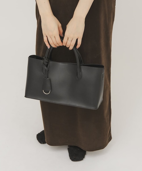 チャーム付きワイドボックスBAG｜アーバンリサーチの通販｜&mall