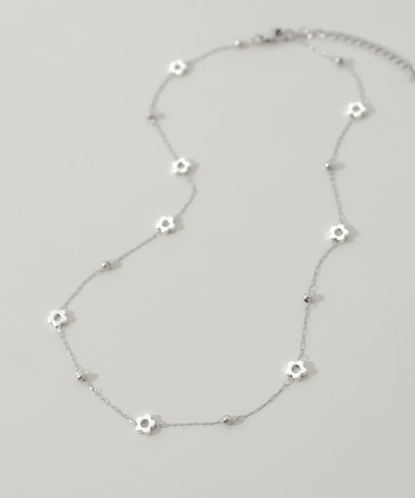 ステンレスフラワーモチーフネックレス