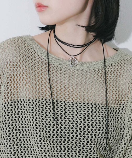 グルグルトップロングコードチョーカー