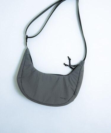 Pertex バナナショルダーバック