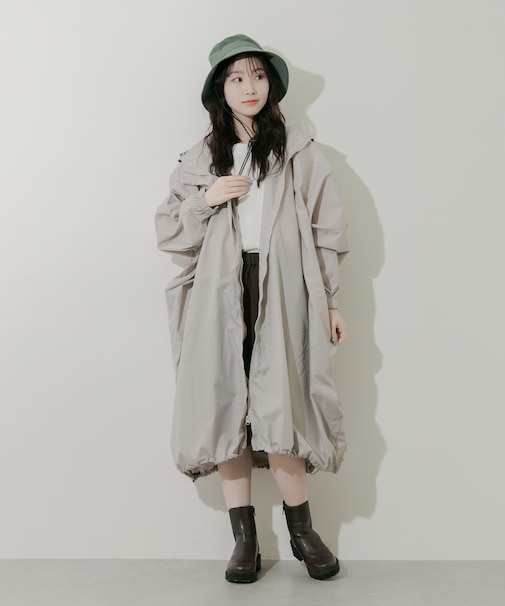 『WEB限定』because　Mods Poncho