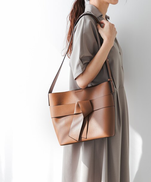 リボンショルダーバッグ