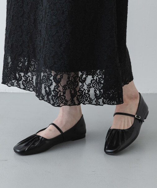 ギャザーフラットパンプス