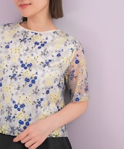 フラワー刺繍セミシアーブラウス