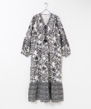 sara mallika　ペイズリーフラワープリントドレス