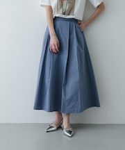 タックボリュームスカート