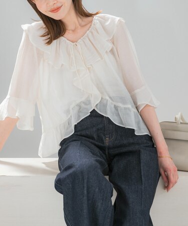 シアーフリルブラウス