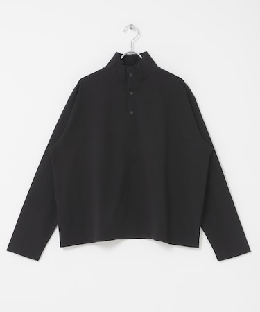 ハーフボタンプルオーバー