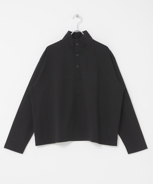 ハーフボタンプルオーバー