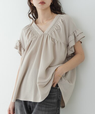 シャーリングフリルスリーブプルオーバー