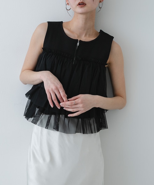『洗濯可』ダブルジップフリルニットトップ