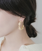 カラービーズフープピアス