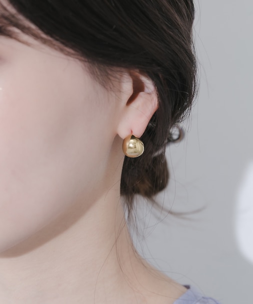 ステンレスプックリピアス