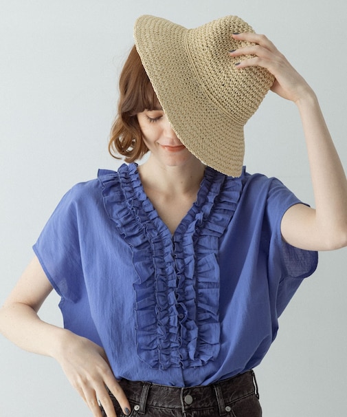 Vネックフリルカラーブラウス