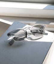 クリアフレームカラーサングラス