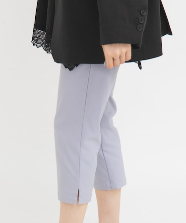 ストレッチカプリパンツ