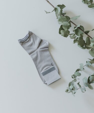 『WEB限定』meri ja kuu　3足目シルク(単品)