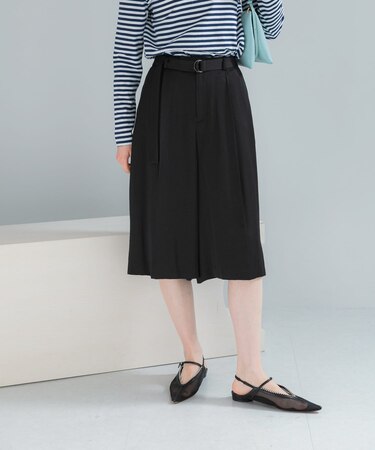 スラブサテンハーフパンツ