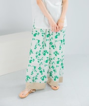 フラワーモチーフプリントパンツ