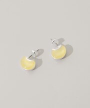 カラーメタルピアス