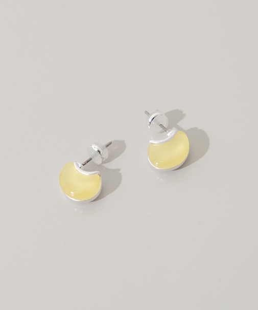 カラーメタルピアス