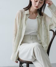 シシュウシアーシャツ