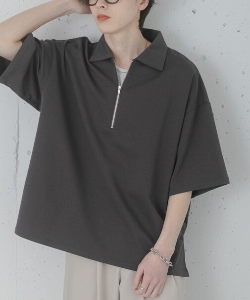 ダンボールポンチハーフジップショートスリーブTシャツ