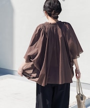 コットンボイルロールアップスリーブブラウス
