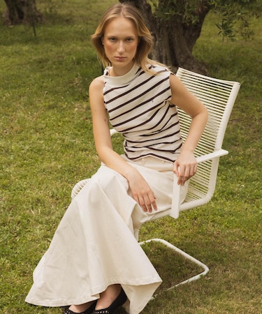 ESTHE　STRIPE TWIST ASYMMETRIC T-SHIRTS