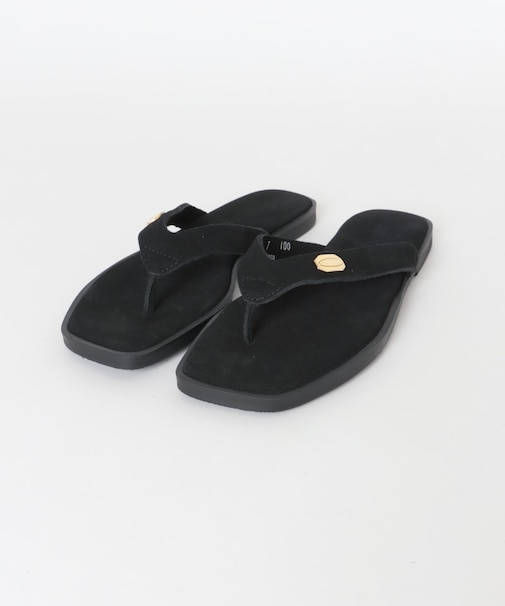 カミナンド THONG SANDALS