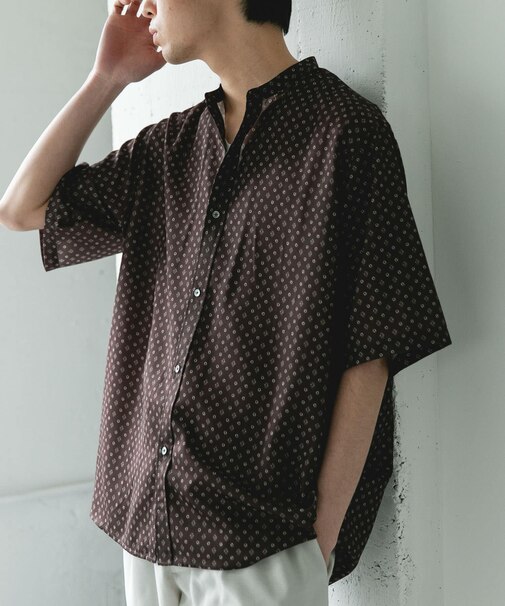 バンドカラーショートスリーブ 総柄シャツ