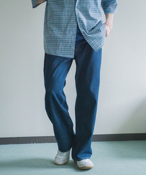 ストレートデニムパンツ