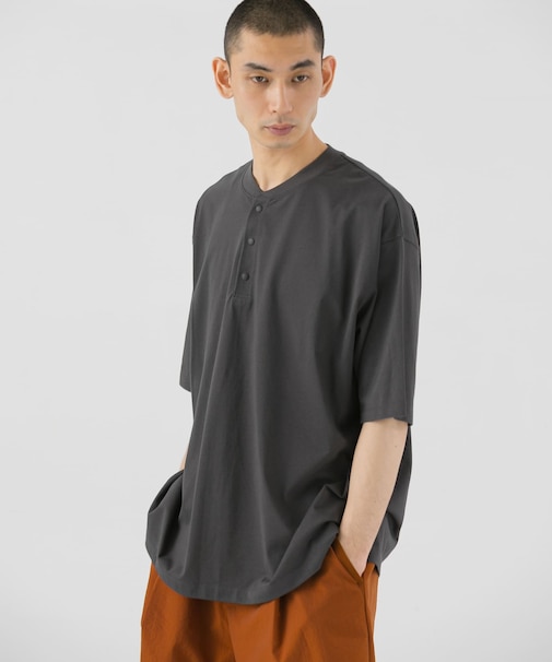 『UR TECH ひやサラクール』ヘンリーネックショートスリーブTシャツ