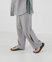『UR TECH DRYLUXE』ハイツイストトラウザー