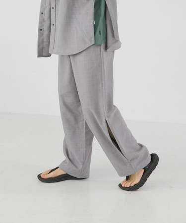 『UR TECH DRYLUXE』ハイツイストトラウザー