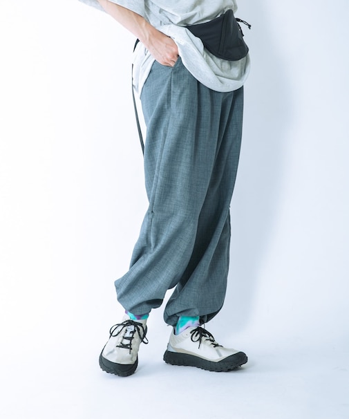 『UR TECH DRYLUXE』ハイツイストトラウザー