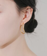 ステンレスニュアンスラインフープピアス