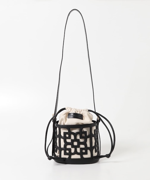 BAGMATI カットワークショルダーバッグ