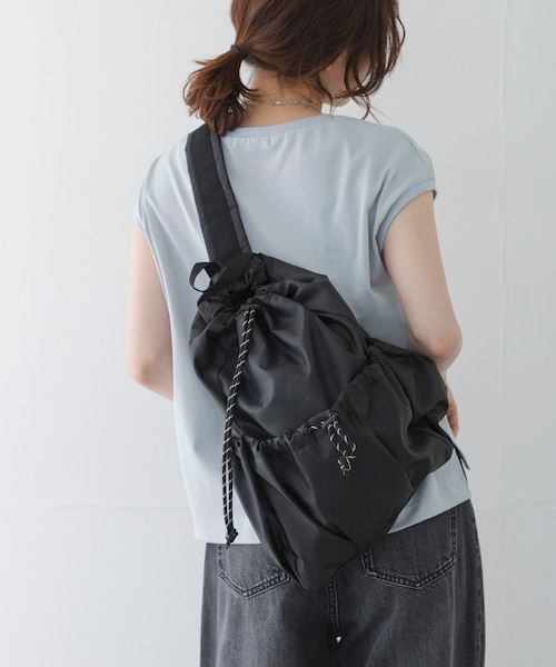 ★新作★スーちゃん＆うさぎ　リュック　ボディバッグ　ハンドメイド　ブラウン系 撥水ワンショルダーボディバッグ｜アーバンリサーチの通販｜&mall