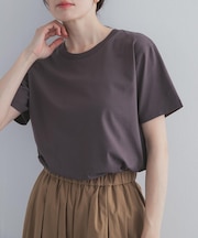 『UR TECH』汗染み防止ベーシックTシャツ