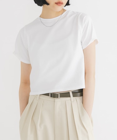 BASICクロップドTEE
