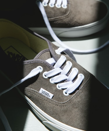 VANS AUTHENTIC