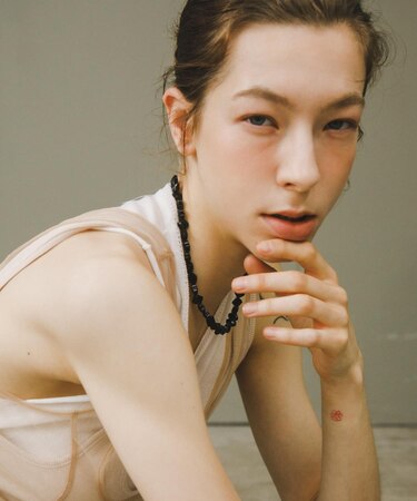 decor『デコール』 FLOWER GEM NECKLACE