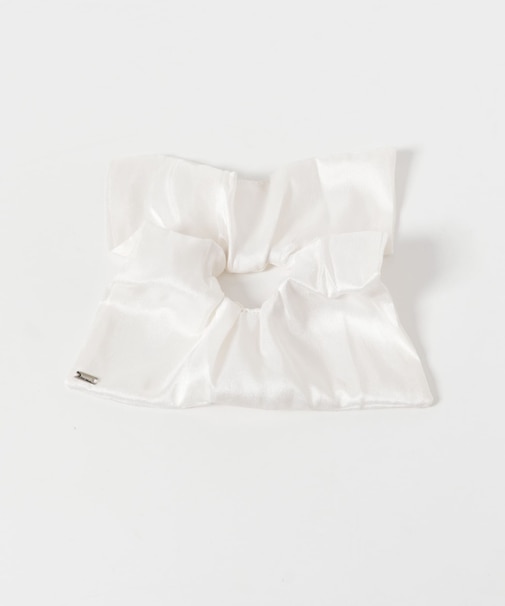 heyep SILK SQUARE MEDIUM SCRUNCHIE