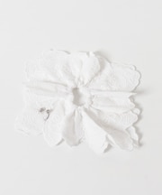heyep PIERCED LACE SCRUNCHIE