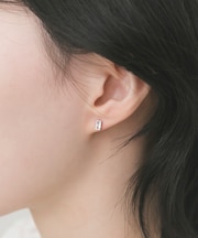 ステンレスレクタングルプチビジューピアス