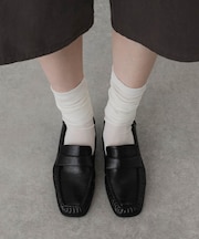 ワイドスクエアギャザーローファー